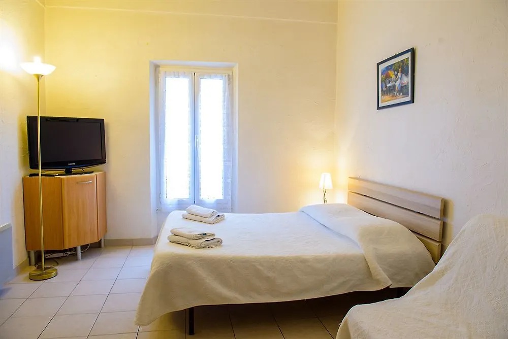 Apartment Studios Parisiens Cannes