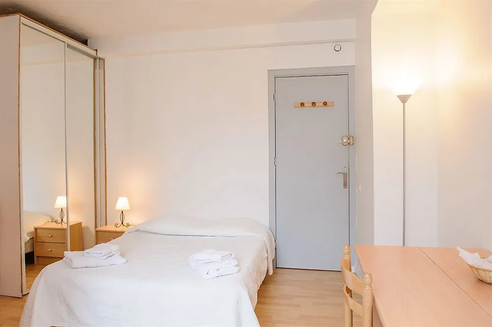 Apartment Studios Parisiens Cannes France